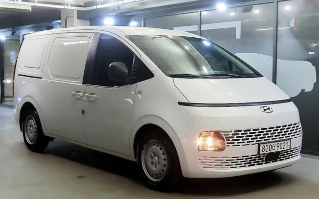 스타리아 하이브리드 중고차 스타리아 2WD 디젤 카고 스마트 매물 사진 8 - 2022/04 126,909km